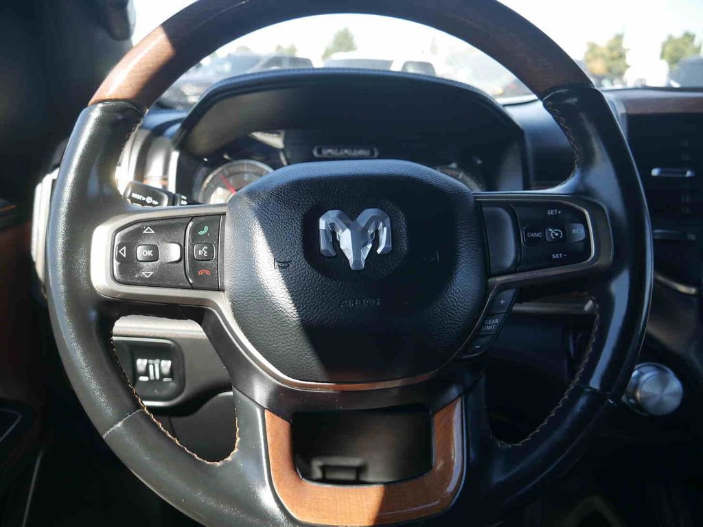 Used 2022 RAM 1500 Limited w/ Body-Colour Bumper Group image 52