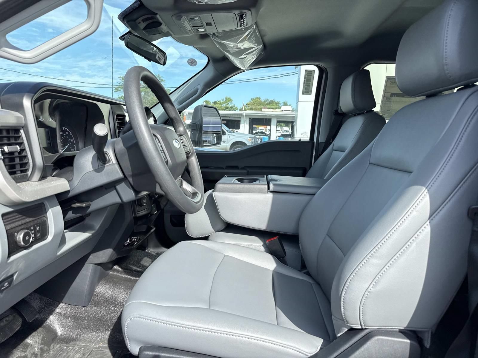 New 2026 Ford F350 XL w/ XL Chrome Package RWD image 10