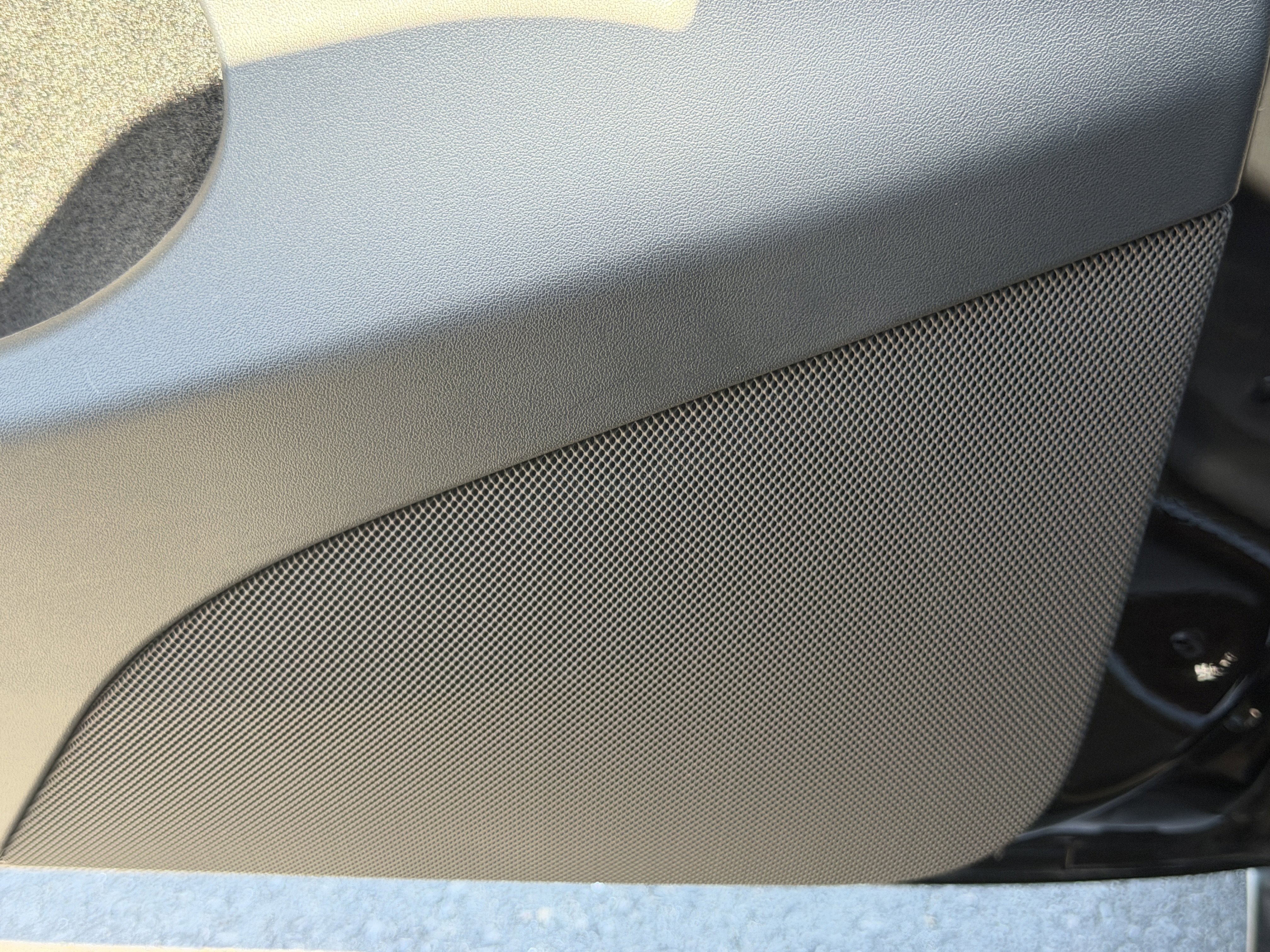 Used 2023 Tesla Model Y Long Range image 19