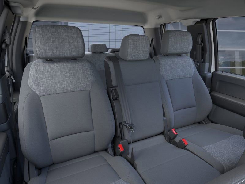 New 2025 Ford F550 4x4 SuperCab Super Duty image 10