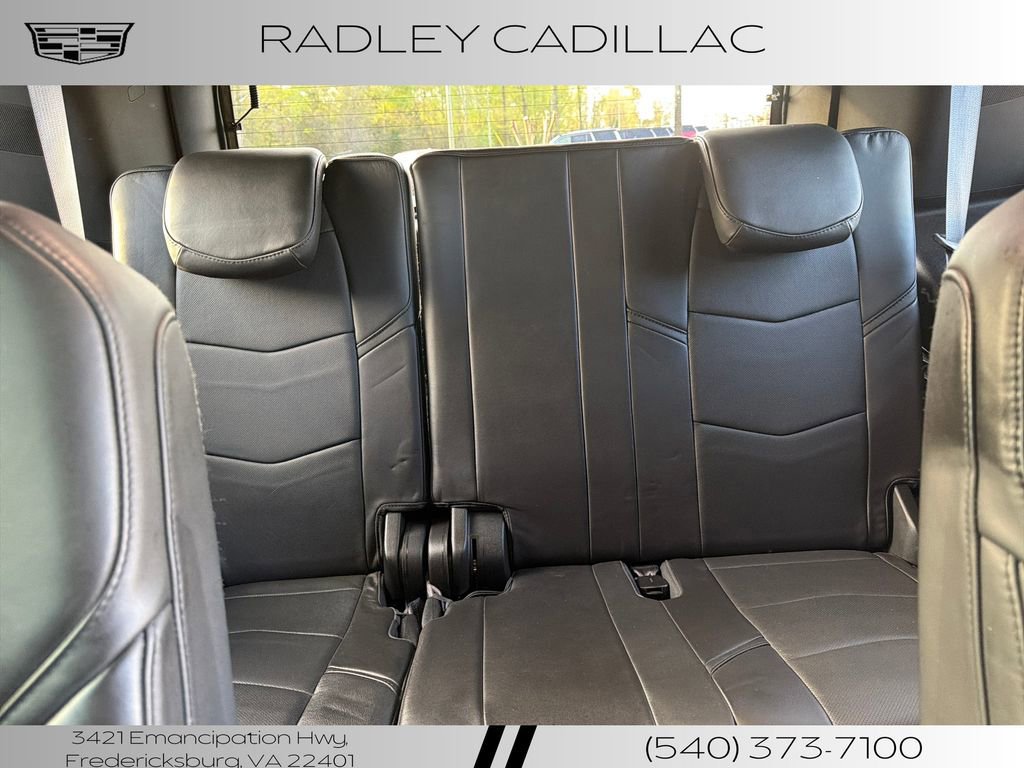 Used 2016 Cadillac Escalade Platinum image 12