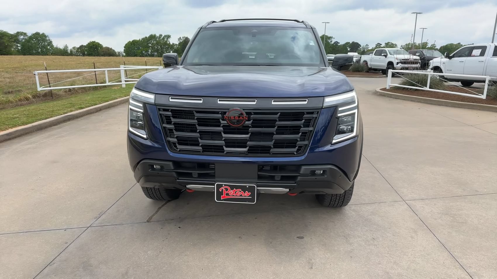 Used 2025 Nissan Armada PRO-4X AWD/4WD image 4