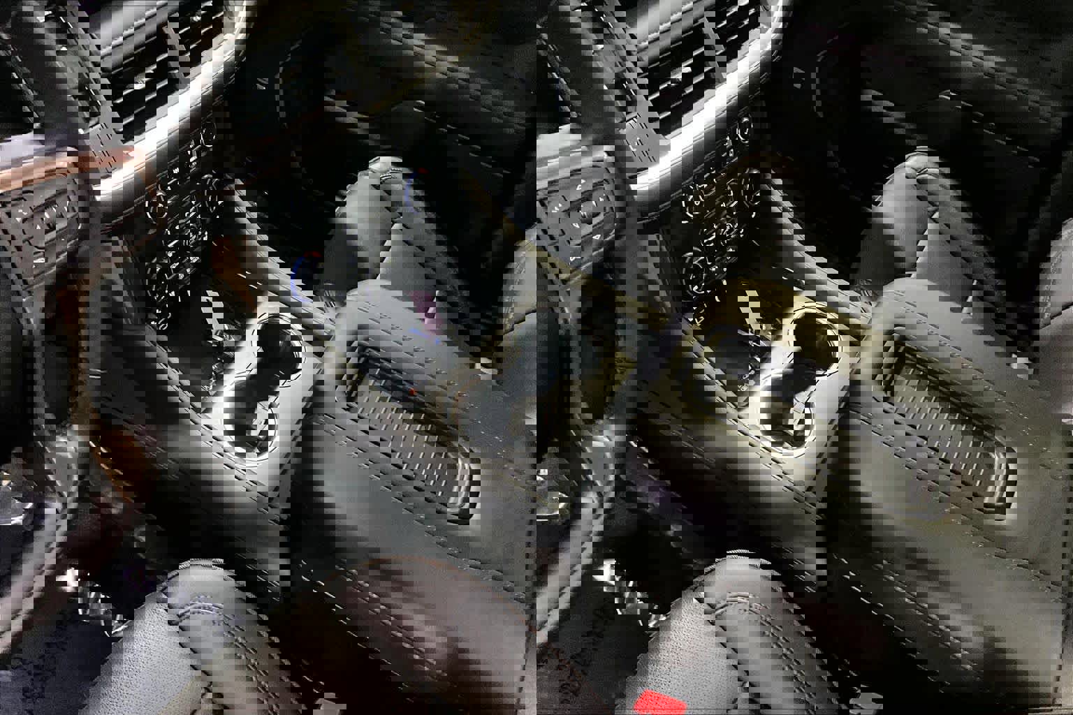 Used 2024 Chevrolet Tahoe High Country AWD/4WD image 16