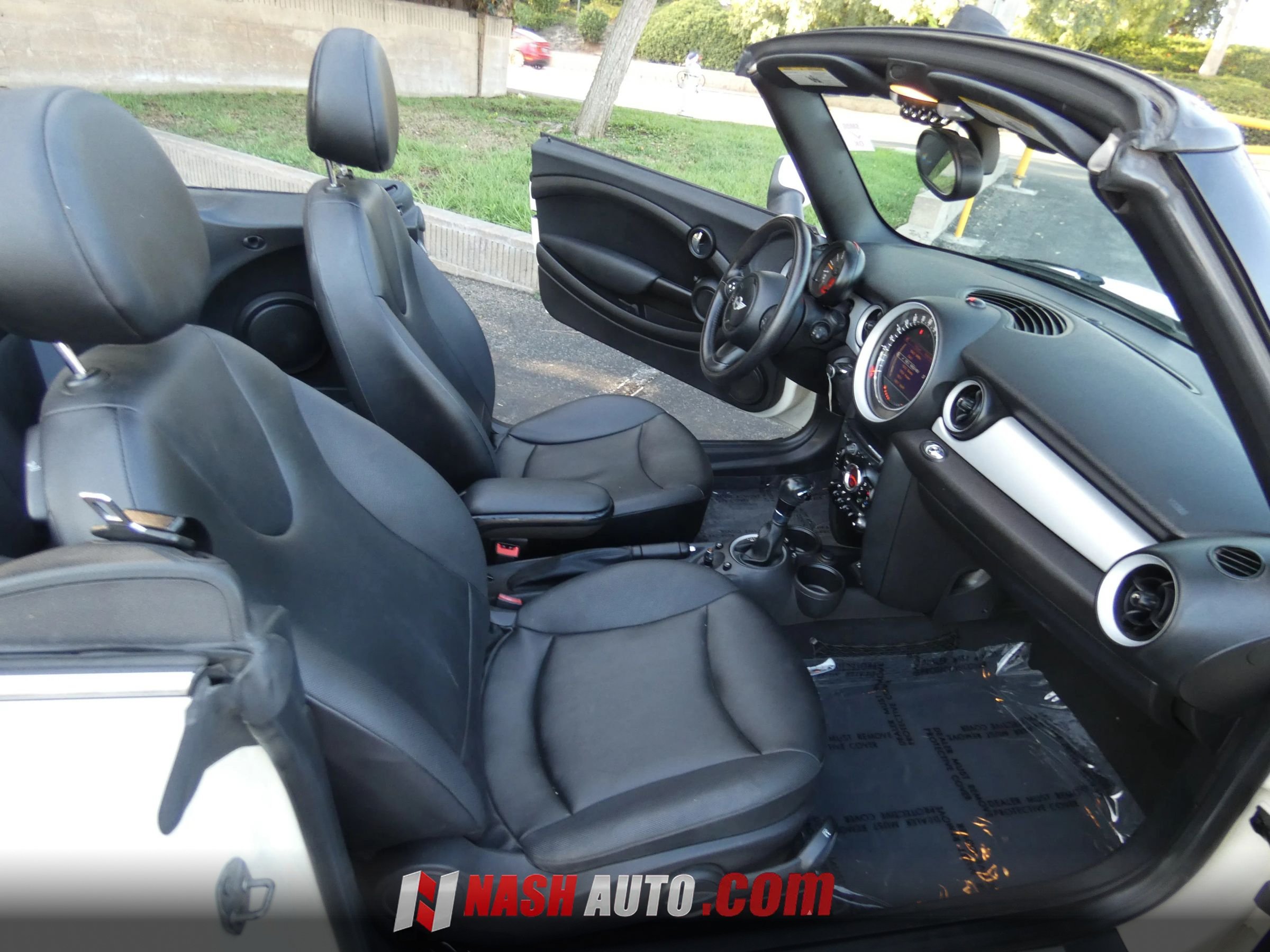 Used 2015 MINI Cooper Convertible FWD image 23