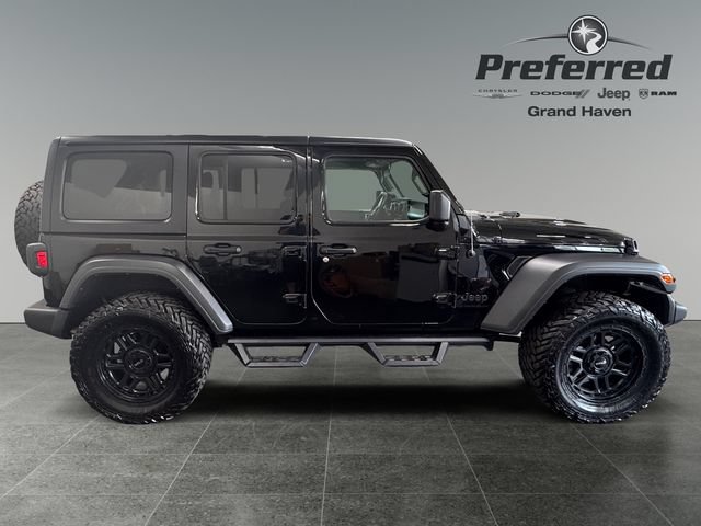 Used 2023 Jeep Wrangler Unlimited Sport AWD/4WD image 9