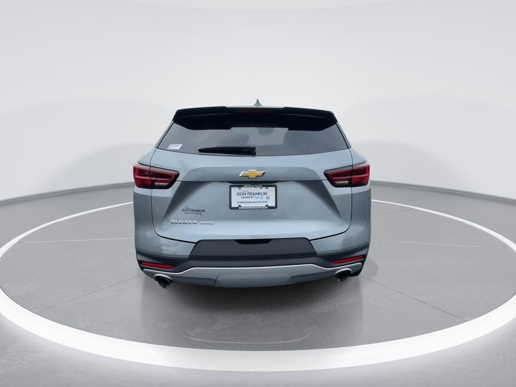 Used 2024 Chevrolet Blazer LT w/ Driver Confidence Package image 7