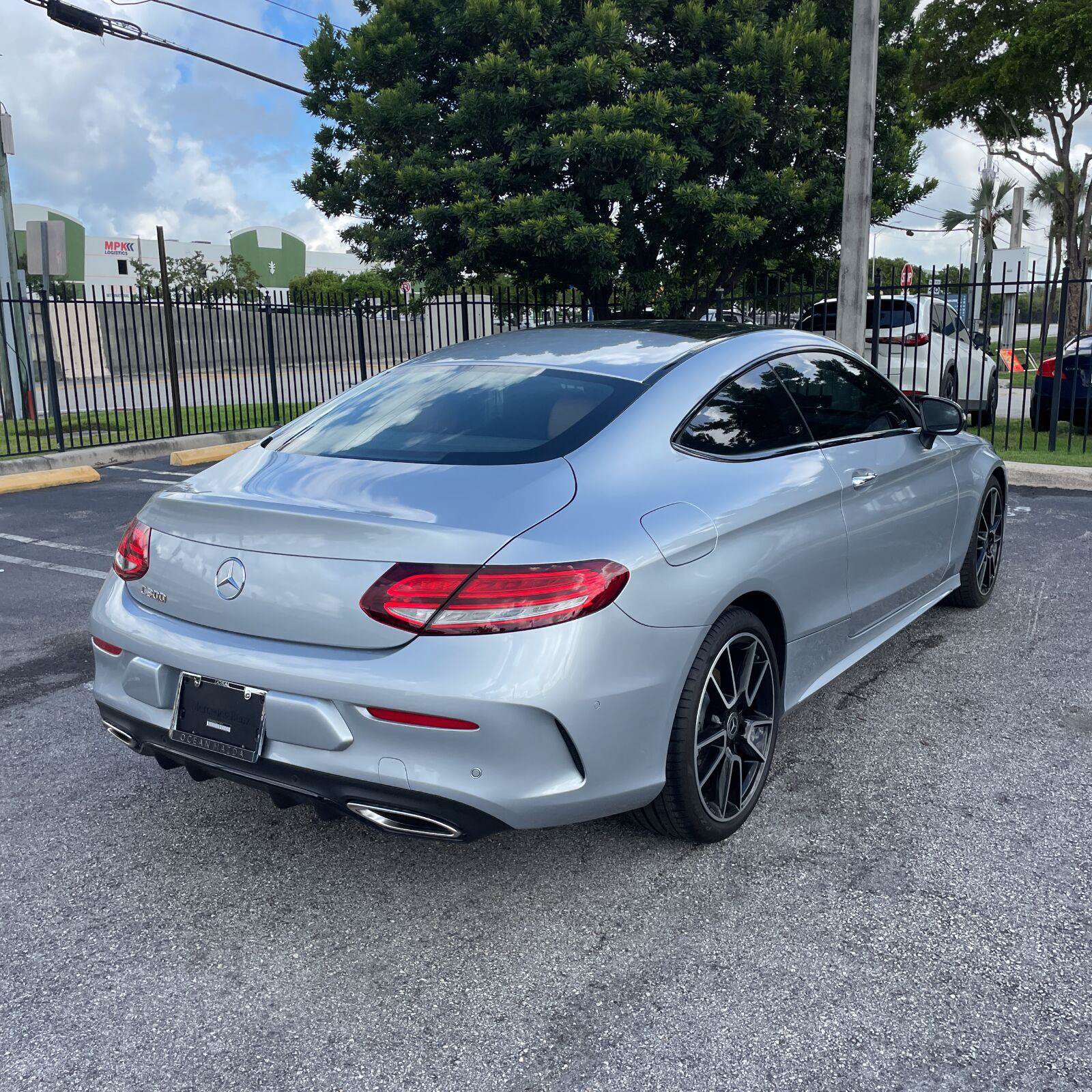 Used 2023 Mercedes-Benz C 300 Coupe image 2