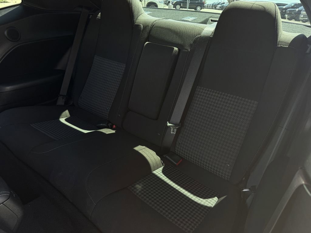 Used 2020 Dodge Challenger R/T w/ Performance Handling Group RWD image 25