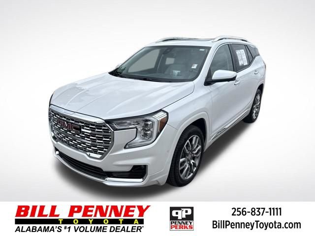 Used 2022 GMC Terrain Denali w/ Denali Premium Package AWD/4WD image 1