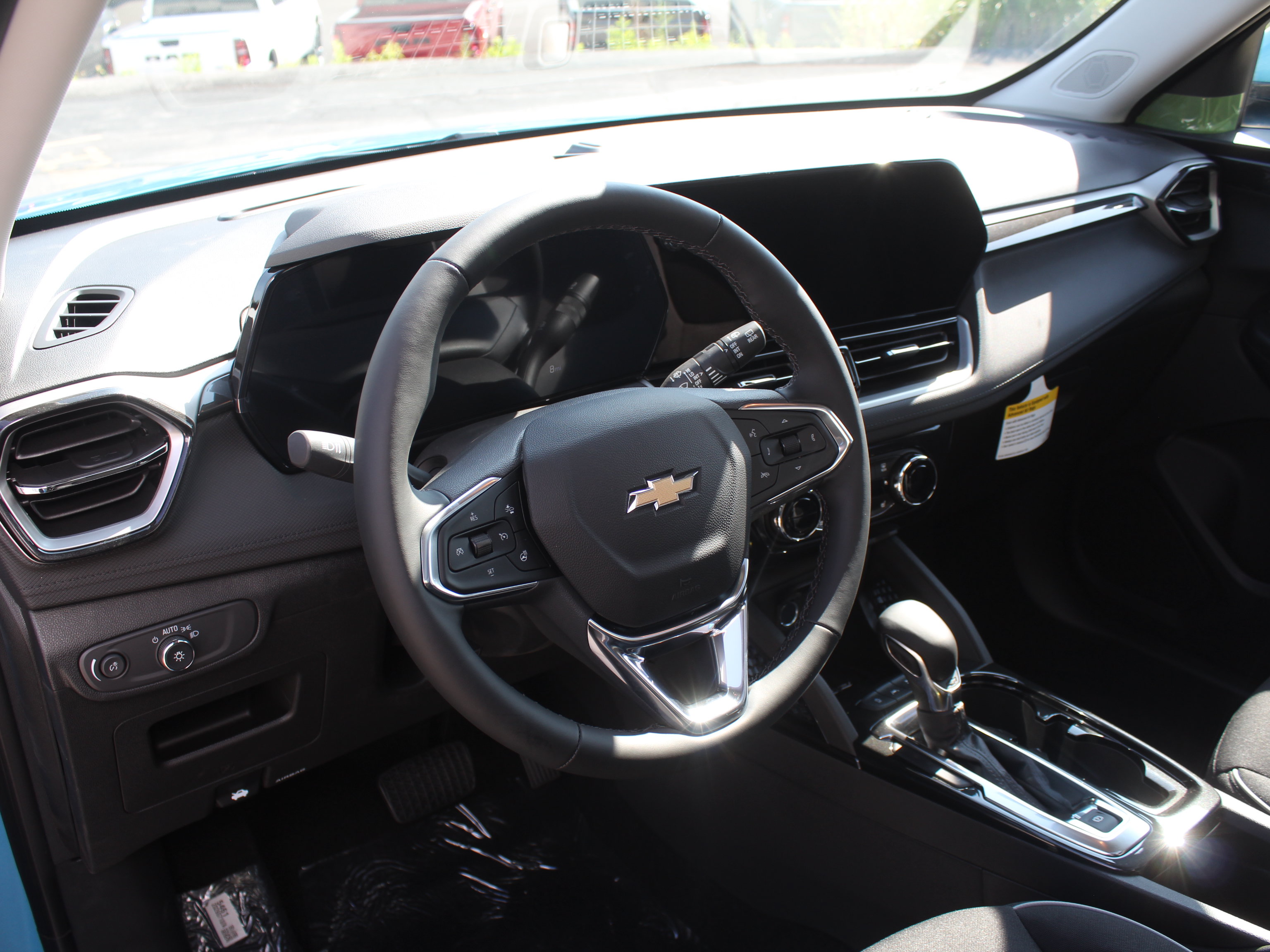 New 2026 Chevrolet TrailBlazer LT w/ Convenience Package AWD/4WD image 13