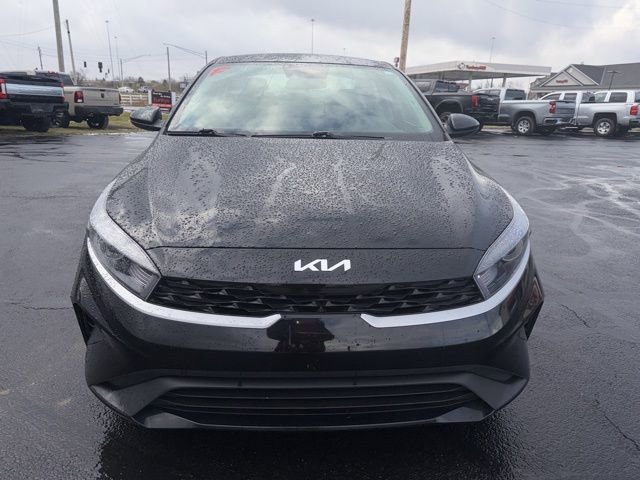 Used 2024 Kia Forte LXS image 2