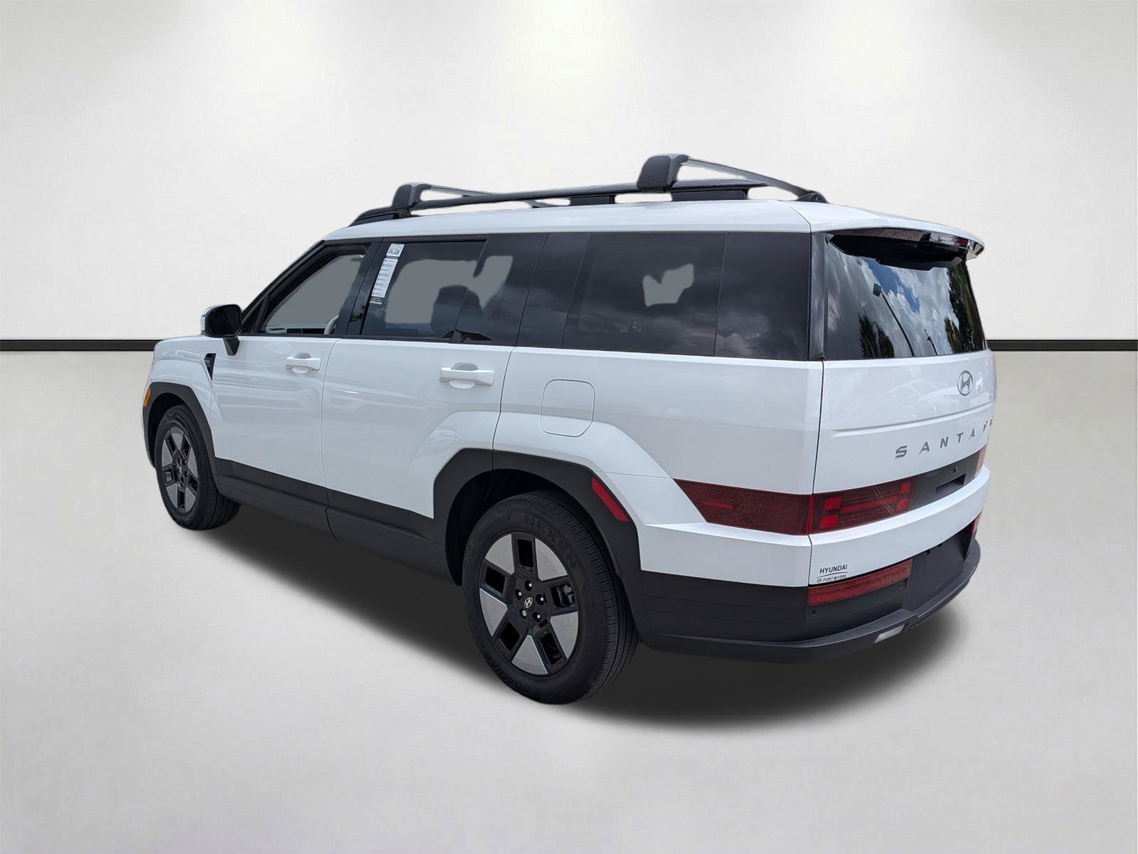 Used 2025 Hyundai Santa Fe SEL FWD image 7