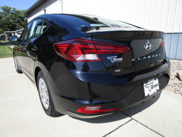 Used 2019 Hyundai Elantra SE w/ Cargo Package FWD image 5