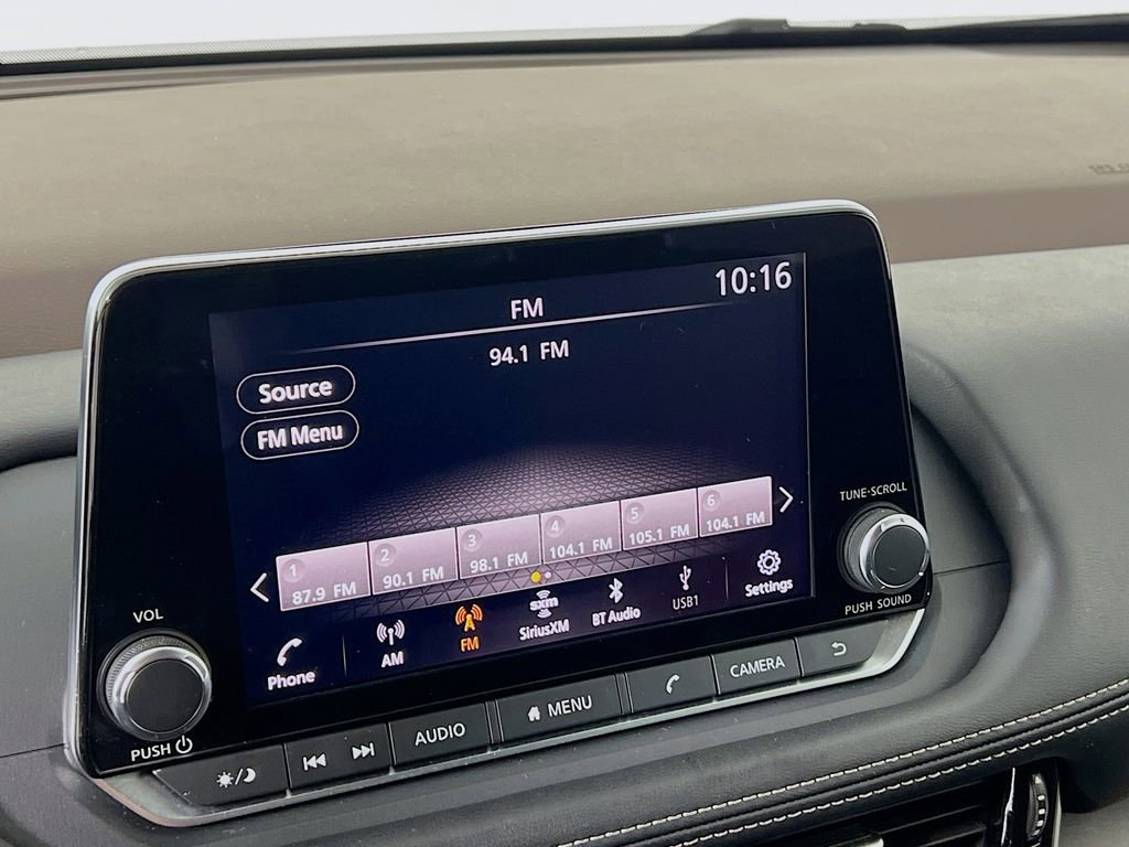 Used 2022 Nissan Rogue SV AWD/4WD image 14