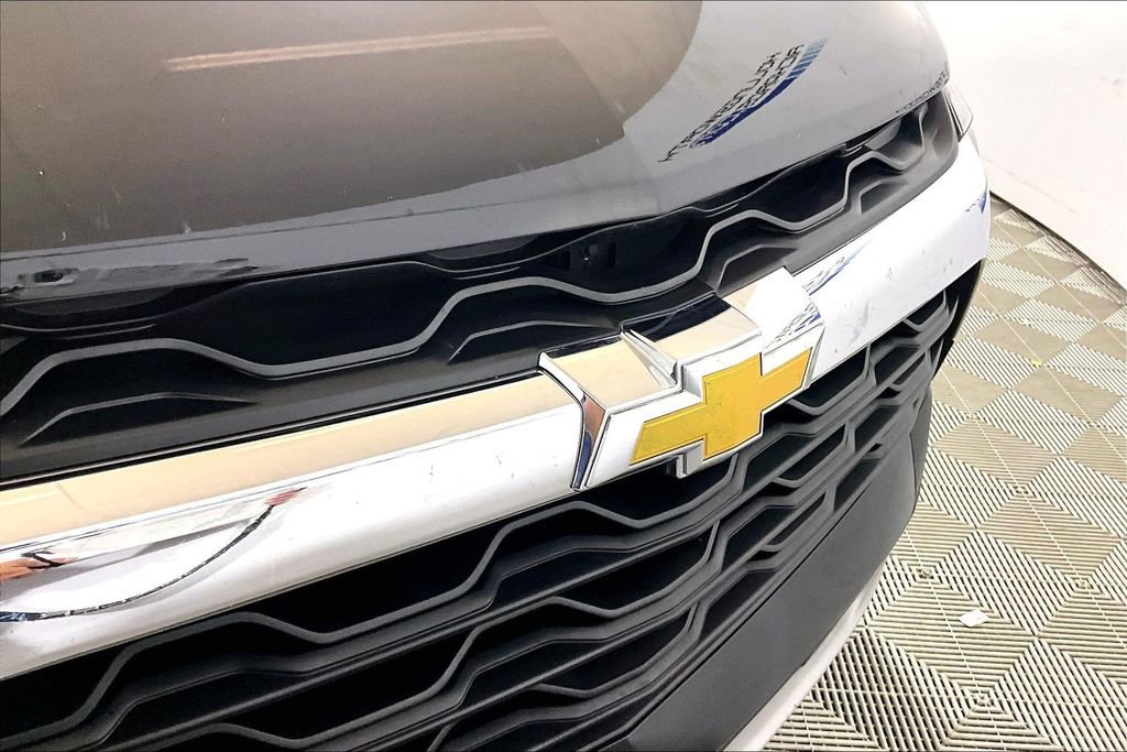 Used 2025 Chevrolet Blazer LT FWD image 23