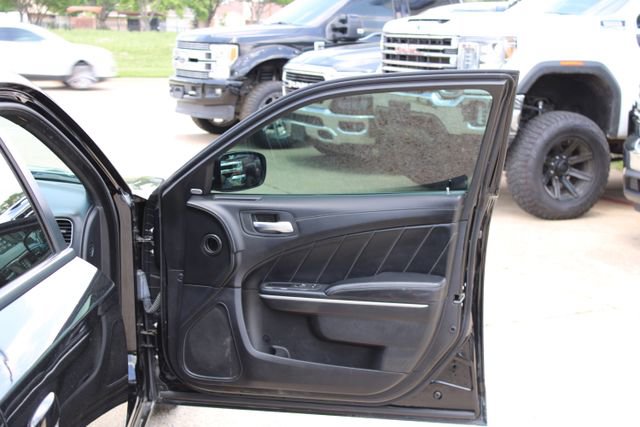 Used 2020 Dodge Charger SXT w/ Plus Group RWD image 41