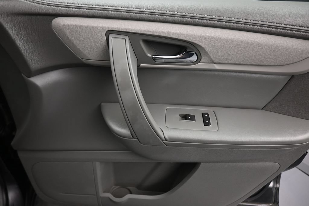 Used 2016 Chevrolet Traverse LS FWD image 49