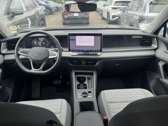 Used 2026 Volkswagen Tiguan S AWD/4WD image 9