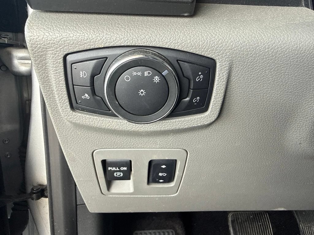 Used 2017 Ford F150 XLT w/ Equipment Group 302A Luxury AWD/4WD image 14