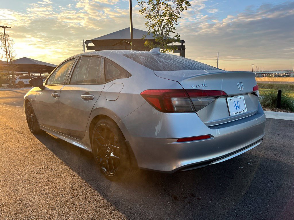 Used 2025 Honda Civic Sport image 5