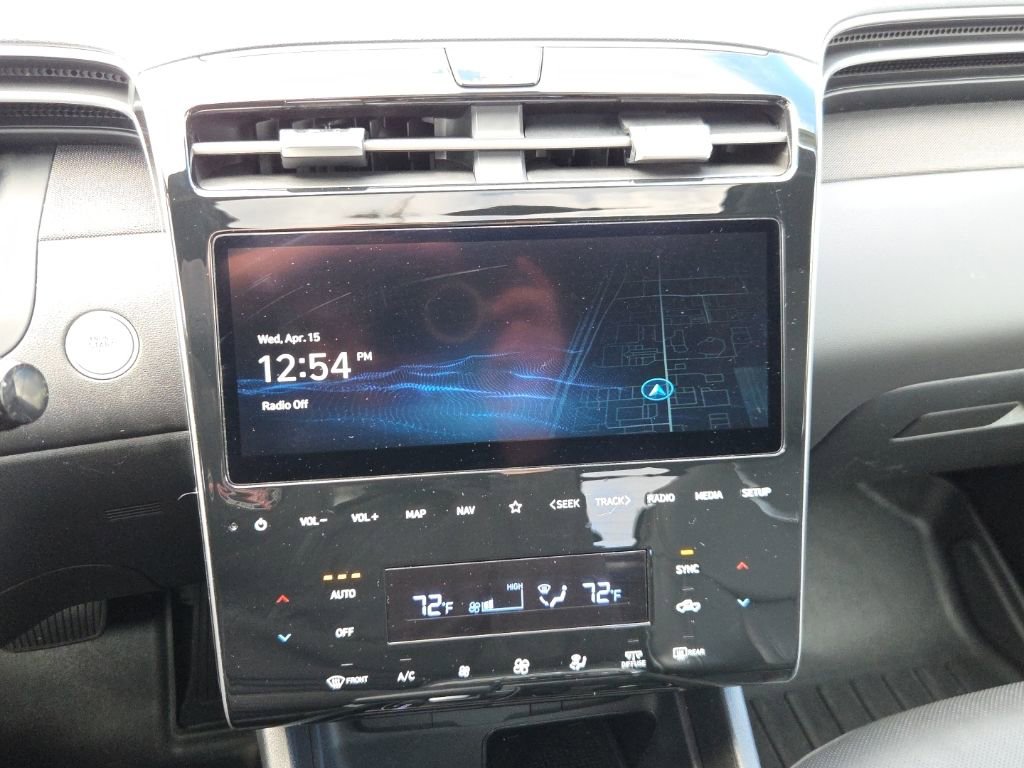 Used 2022 Hyundai Santa Cruz Limited image 25
