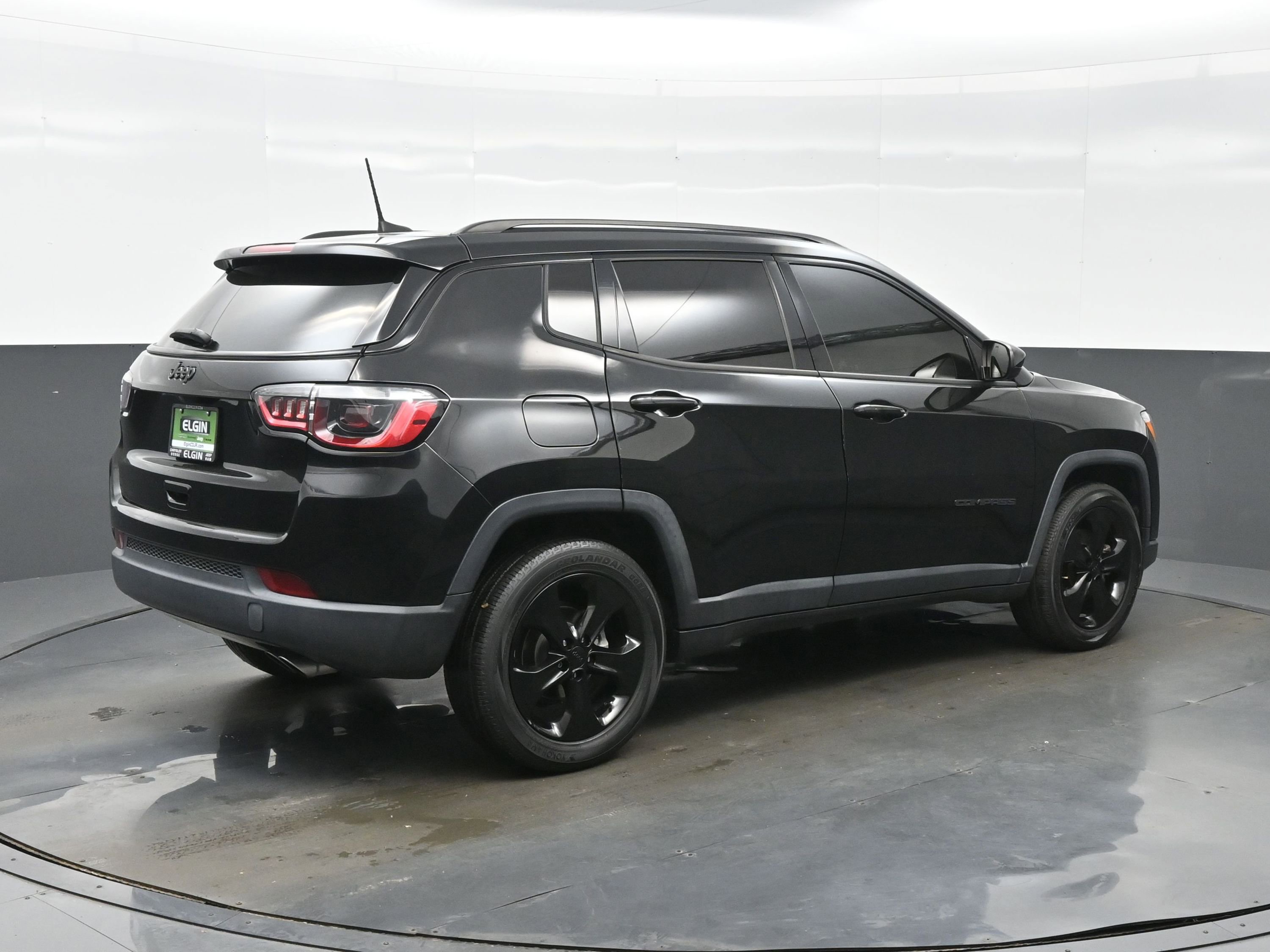 Used 2021 Jeep Compass Latitude FWD image 6