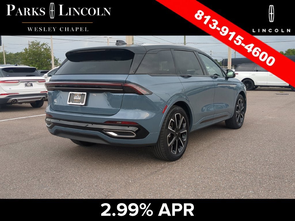 Certified 2025 Lincoln Nautilus Reserve AWD/4WD image 4