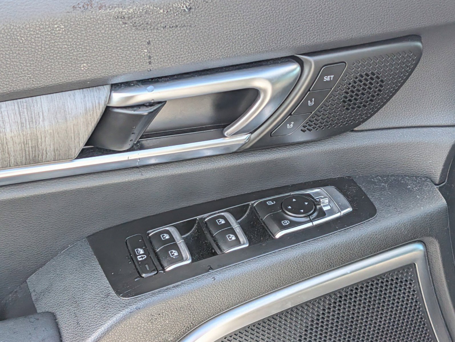Used 2025 Kia Telluride SX Prestige AWD/4WD image 26