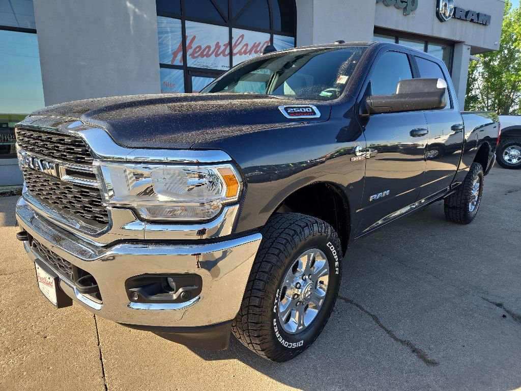 Used 2022 RAM 2500 Big Horn w/ Level B Equipment Group AWD/4WD image 2