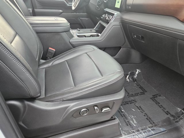 Used 2024 GMC Sierra 2500 Denali w/ Technology Package image 19