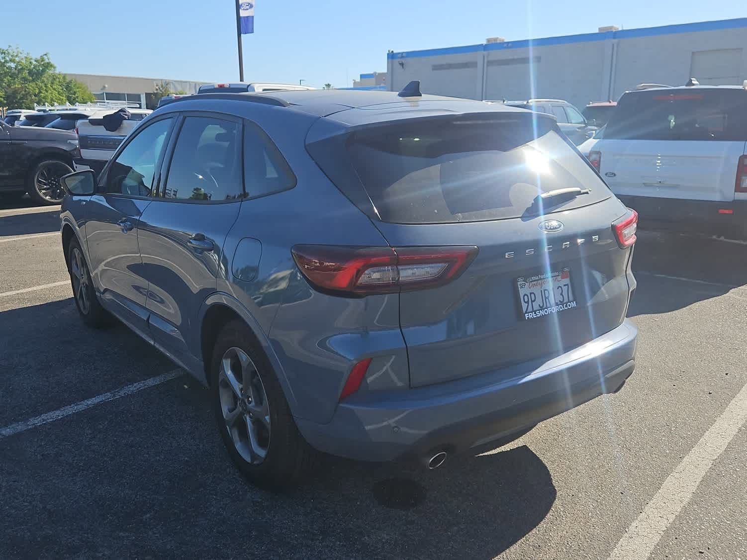 Used 2024 Ford Escape ST-Line w/ Tech Pack #1 FWD image 6