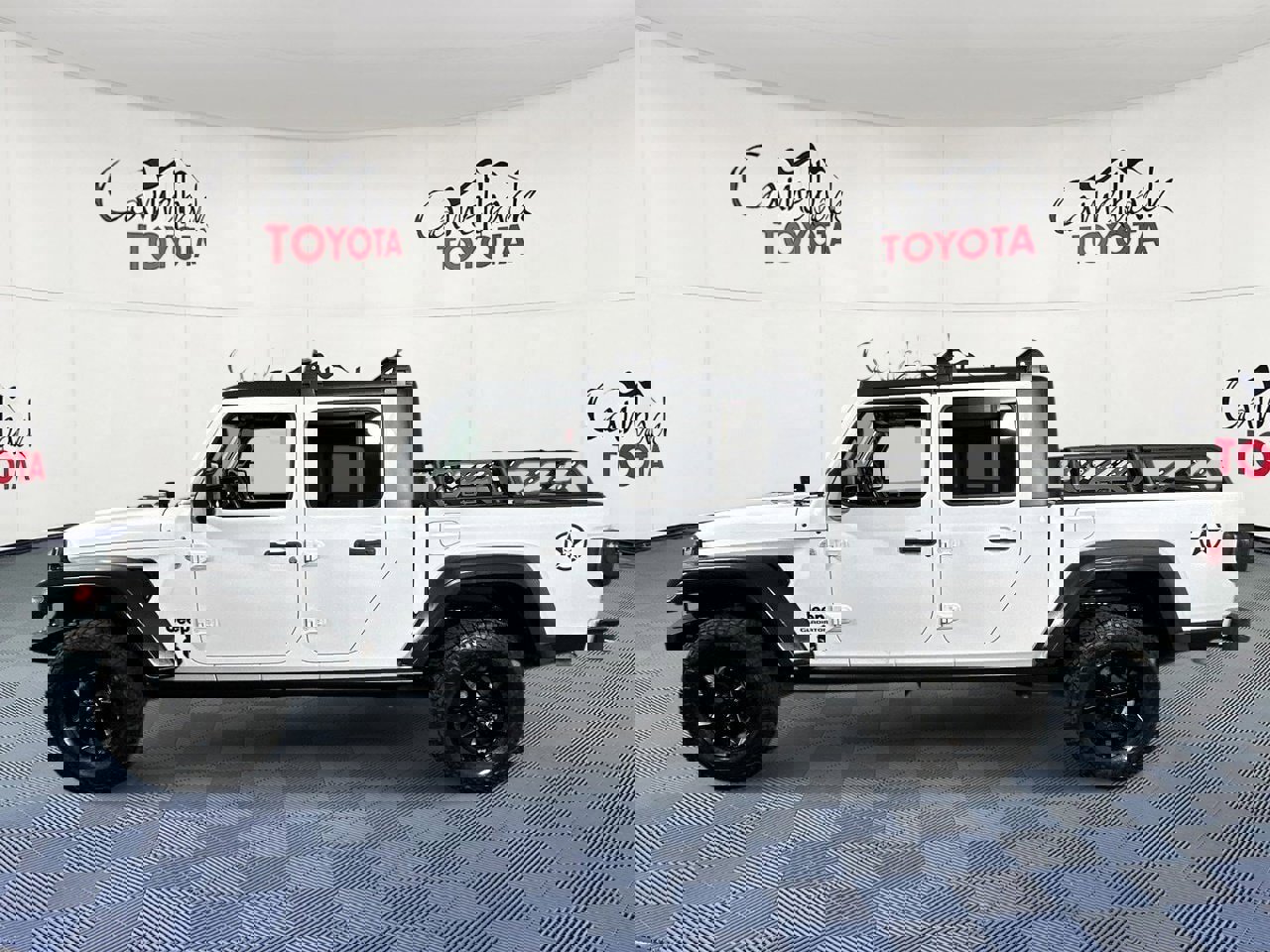 Used 2020 Jeep Gladiator Sport w/ Quick Order Package 24S image 5