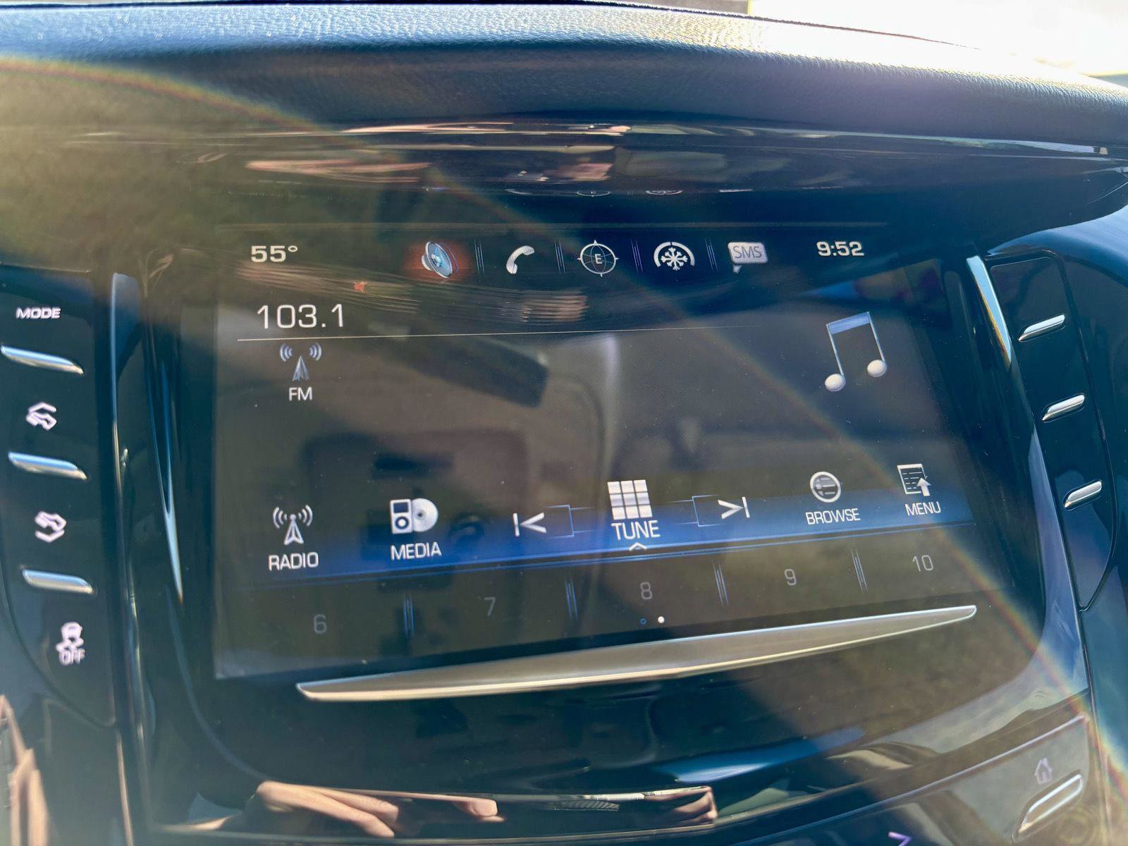 Used 2018 Cadillac Escalade Luxury image 43