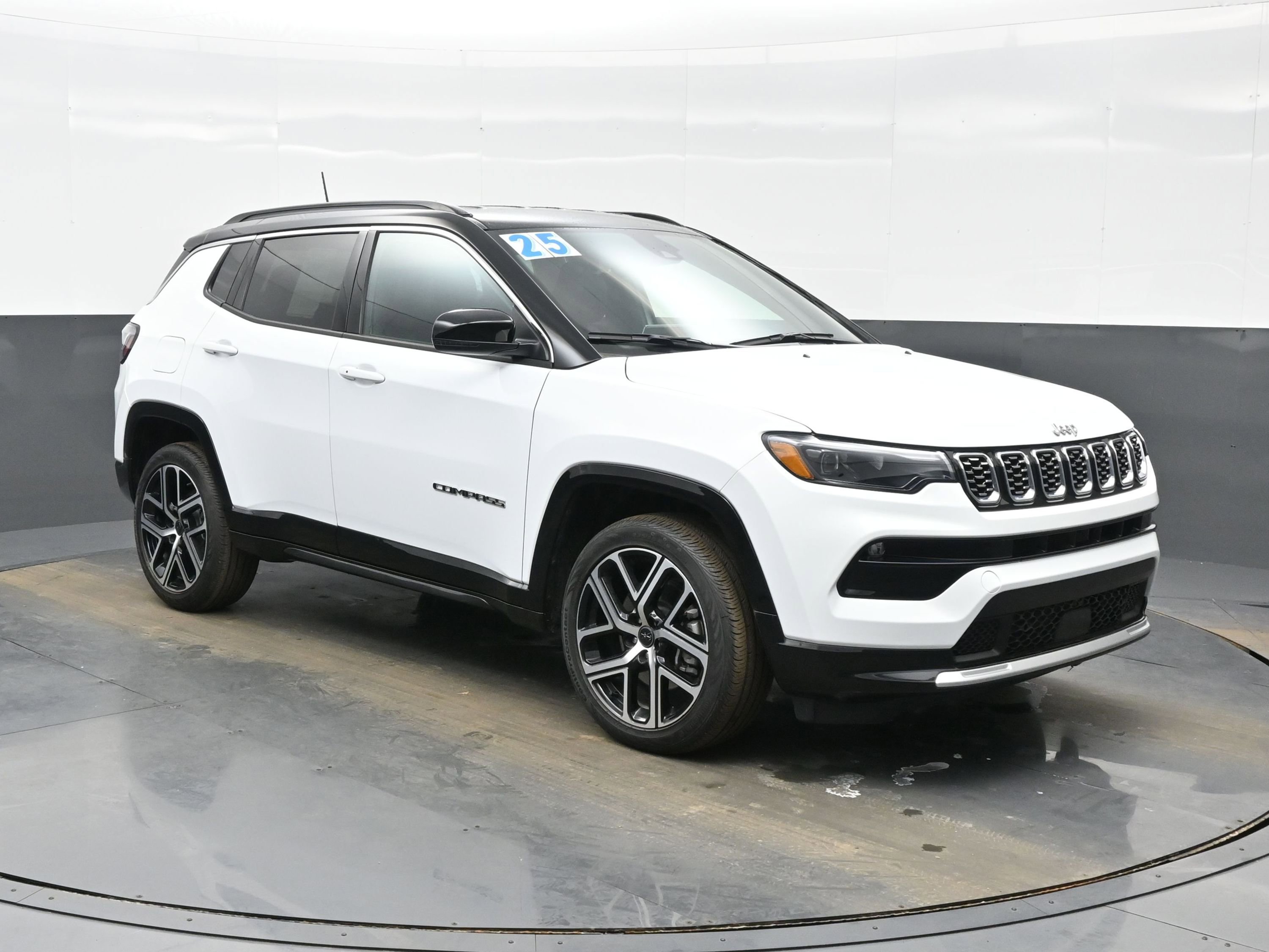 Used 2025 Jeep Compass Limited w/ Elite Group image 8