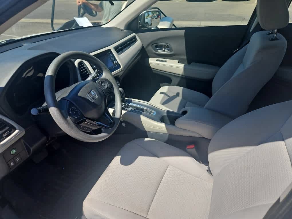 Used 2021 Honda HR-V LX image 14