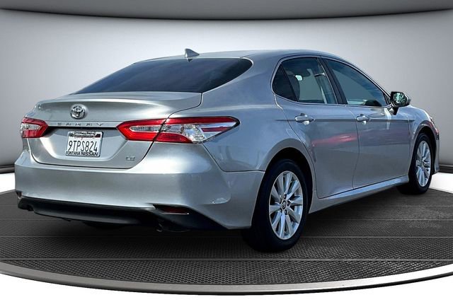 Used 2019 Toyota Camry LE image 6
