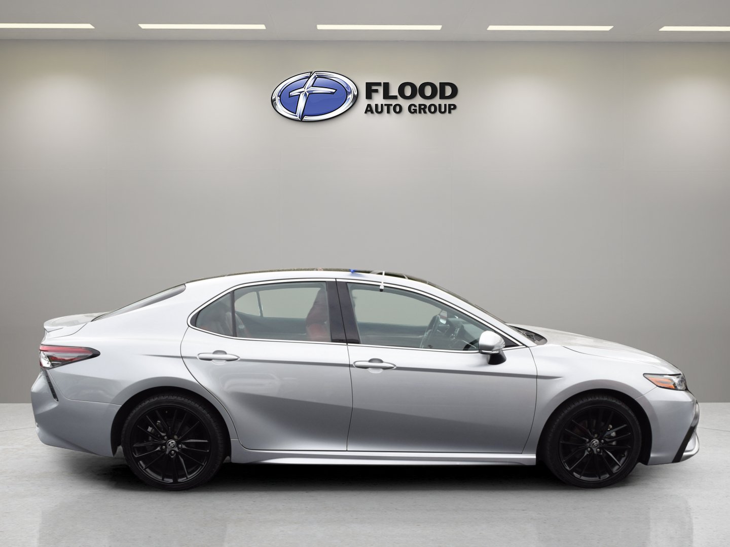 Used 2024 Toyota Camry XSE w/ Cold Weather Package AWD/4WD image 3