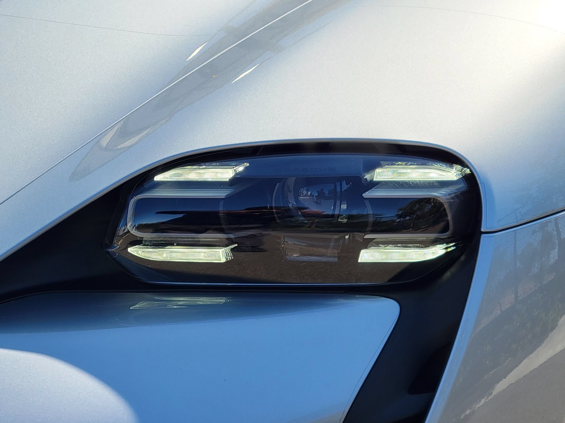 Certified 2021 Porsche Taycan RWD image 32