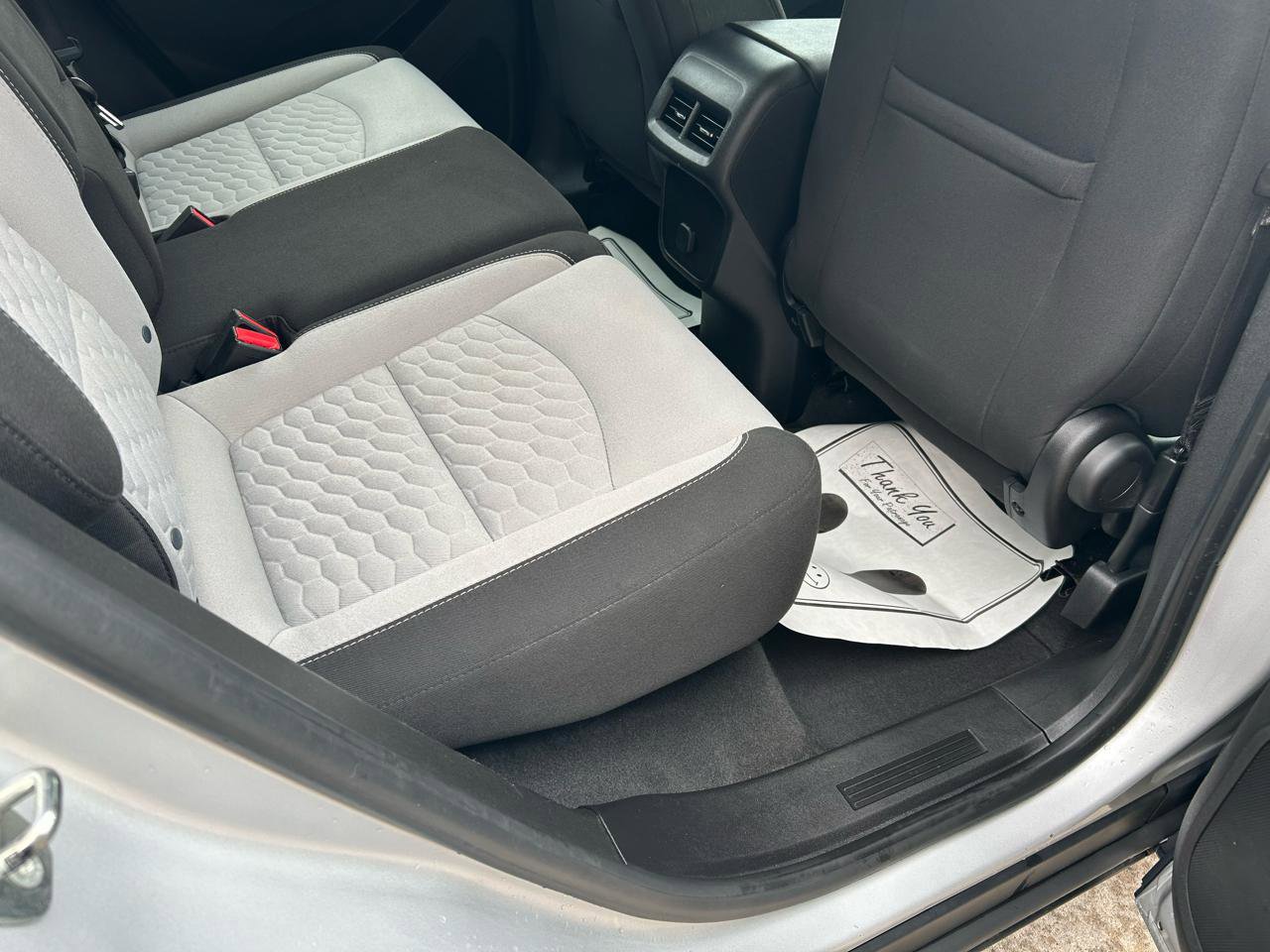 Used 2018 Chevrolet Equinox LS image 11