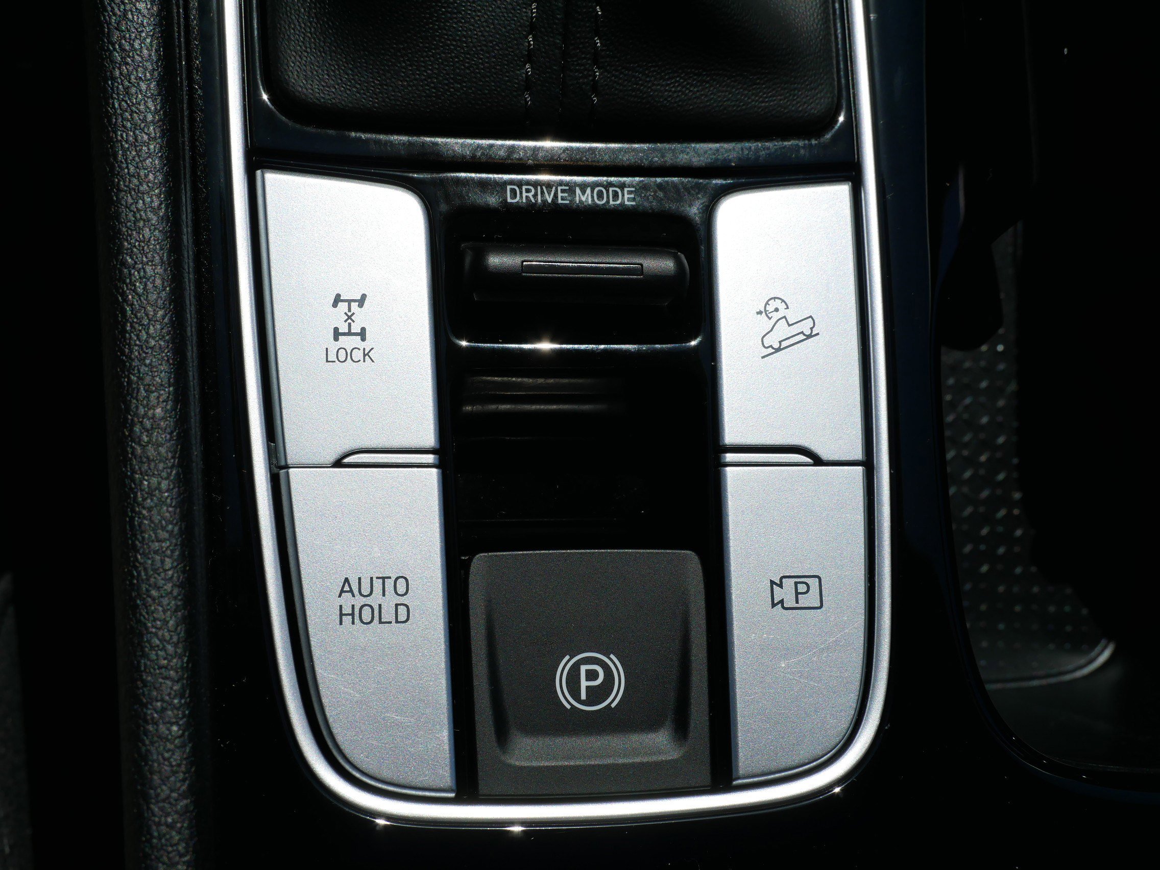 Certified 2024 Hyundai Santa Cruz XRT AWD/4WD image 26