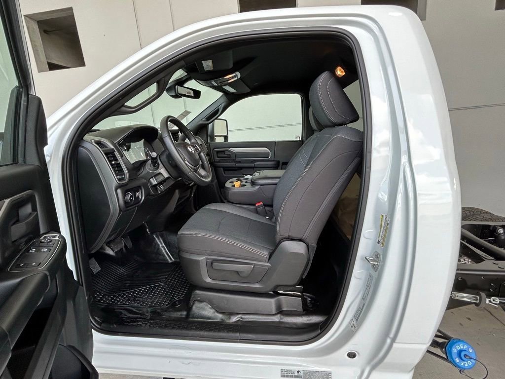 New 2024 RAM 3500 Tradesman image 8