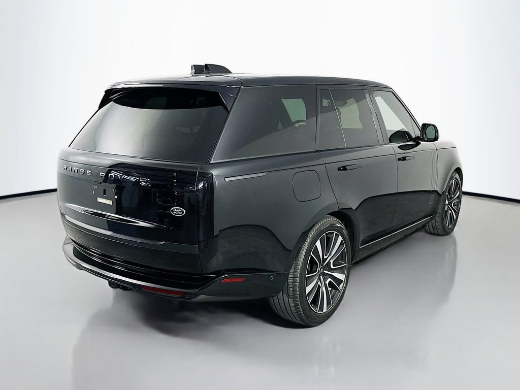 Used 2023 Land Rover Range Rover SE AWD/4WD image 7