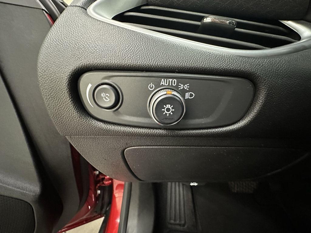 Certified 2024 Chevrolet Malibu RS FWD image 21