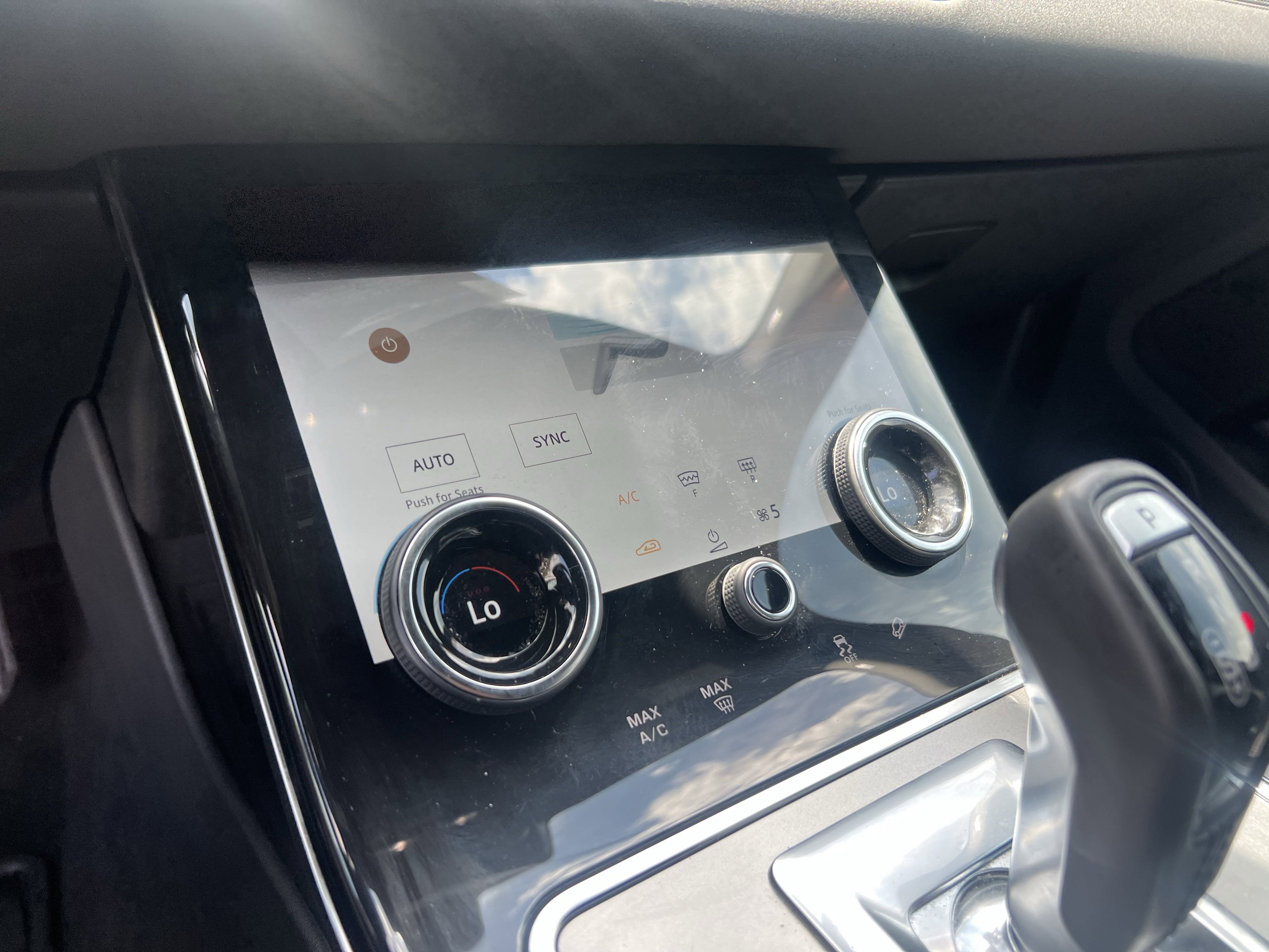 Certified 2022 Land Rover Range Rover Evoque SE image 25