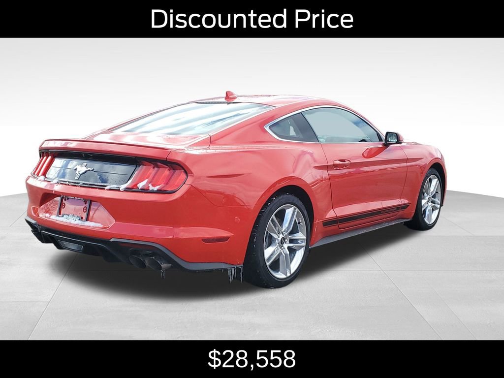Used 2021 Ford Mustang Premium image 3