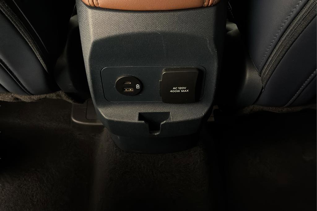 Used 2023 Ford Maverick Lariat w/ Lariat Luxury Package image 15