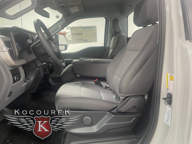 New 2026 Ford F250 XL w/ XL Chrome Package image 11