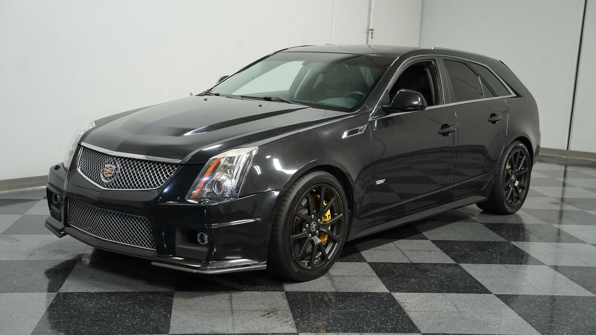 Used 2013 Cadillac CTS V w/ Wood Trim Package image 5