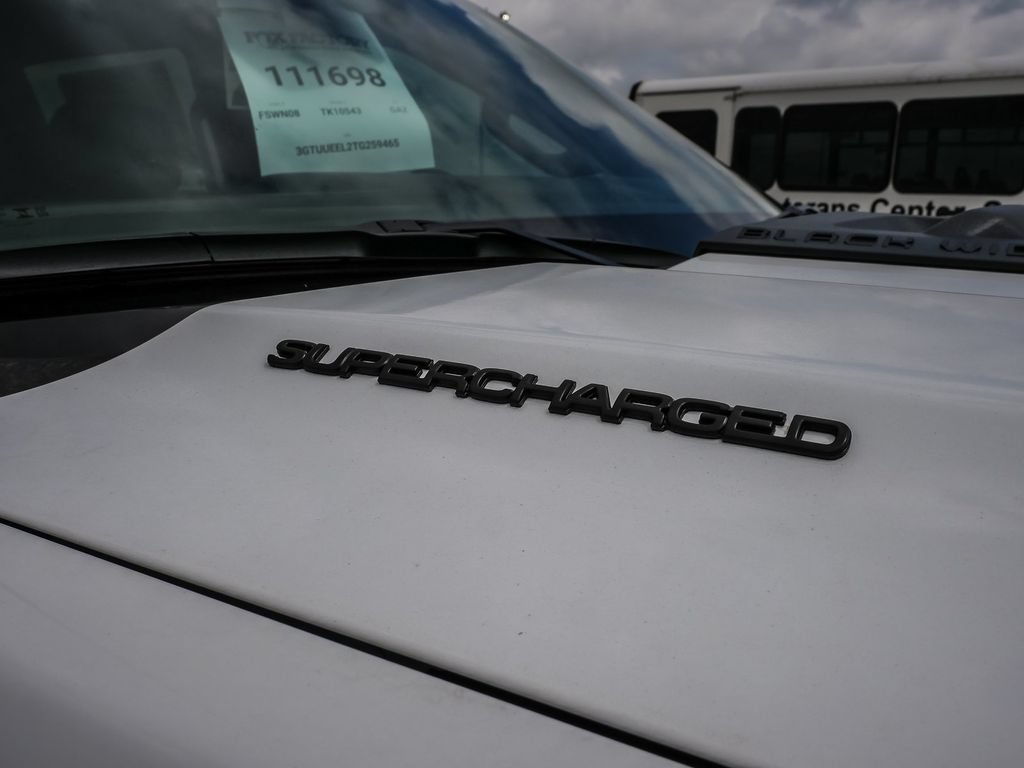 New 2026 GMC Sierra 1500 AT4 w/ AT4 Premium Package AWD/4WD image 11