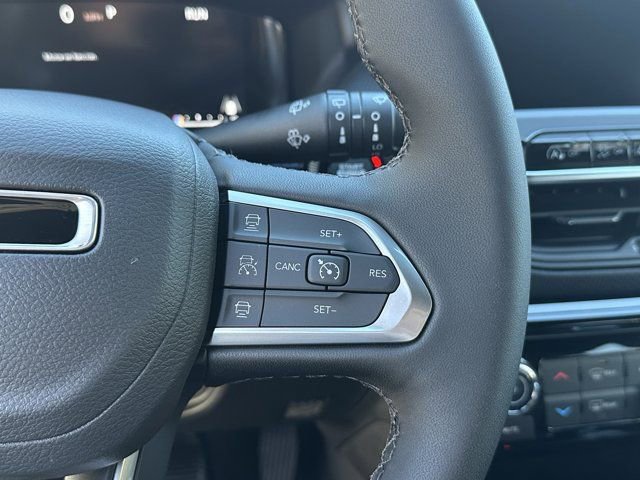 New 2026 Jeep Compass Limited image 23